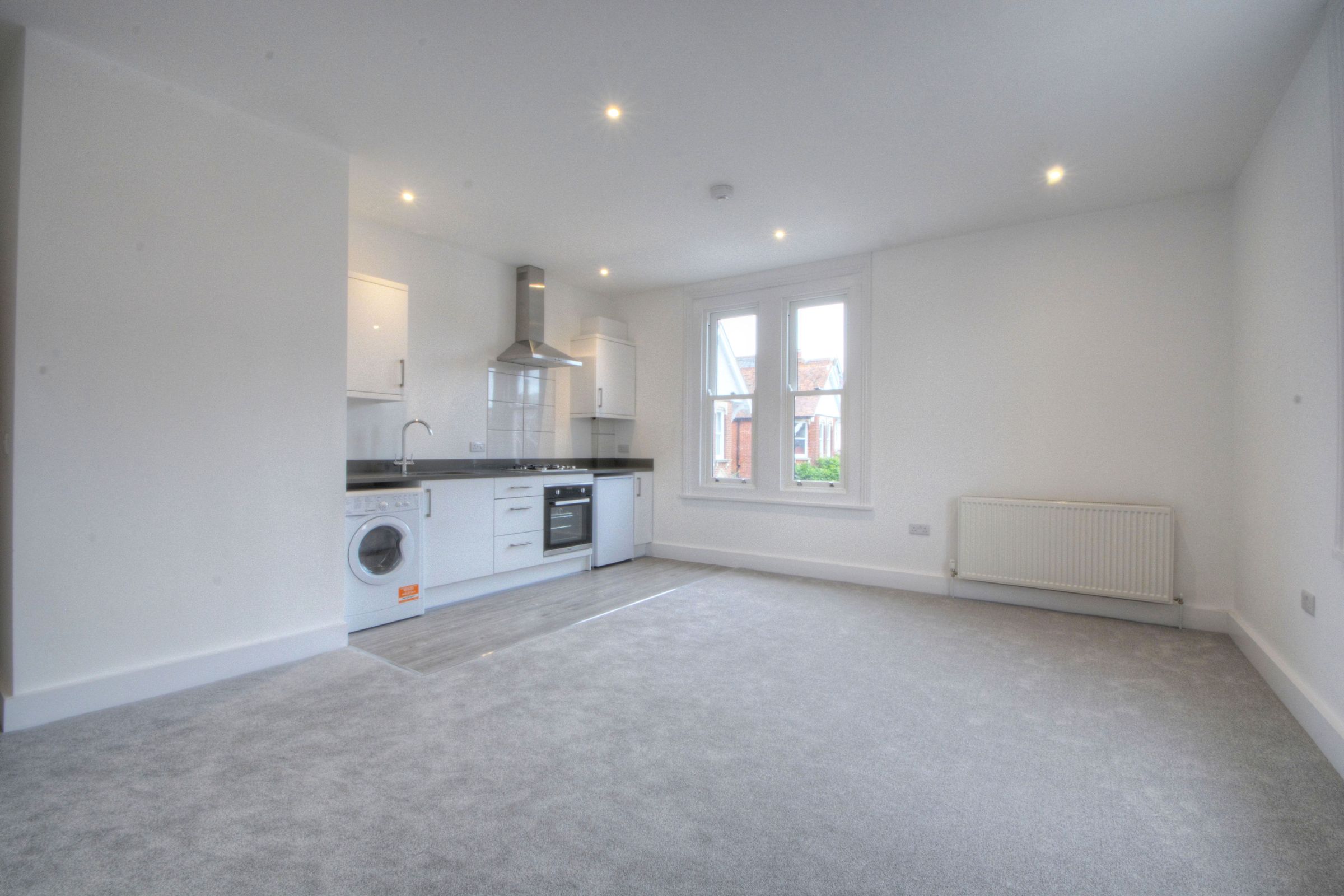 1 bed flat to rent in Sandringham Road, Petersfield GU32 Zoopla