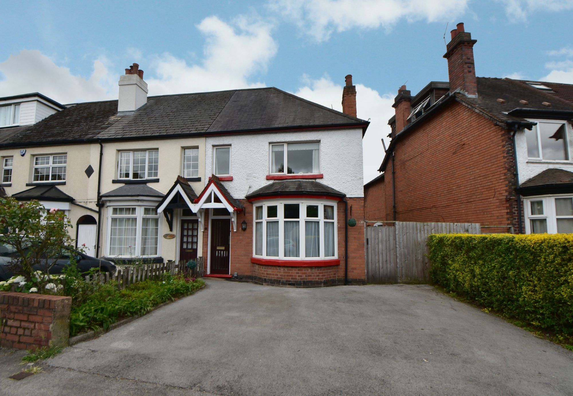 4 bed end terrace house for sale in Union Road, Shirley, Solihull B90