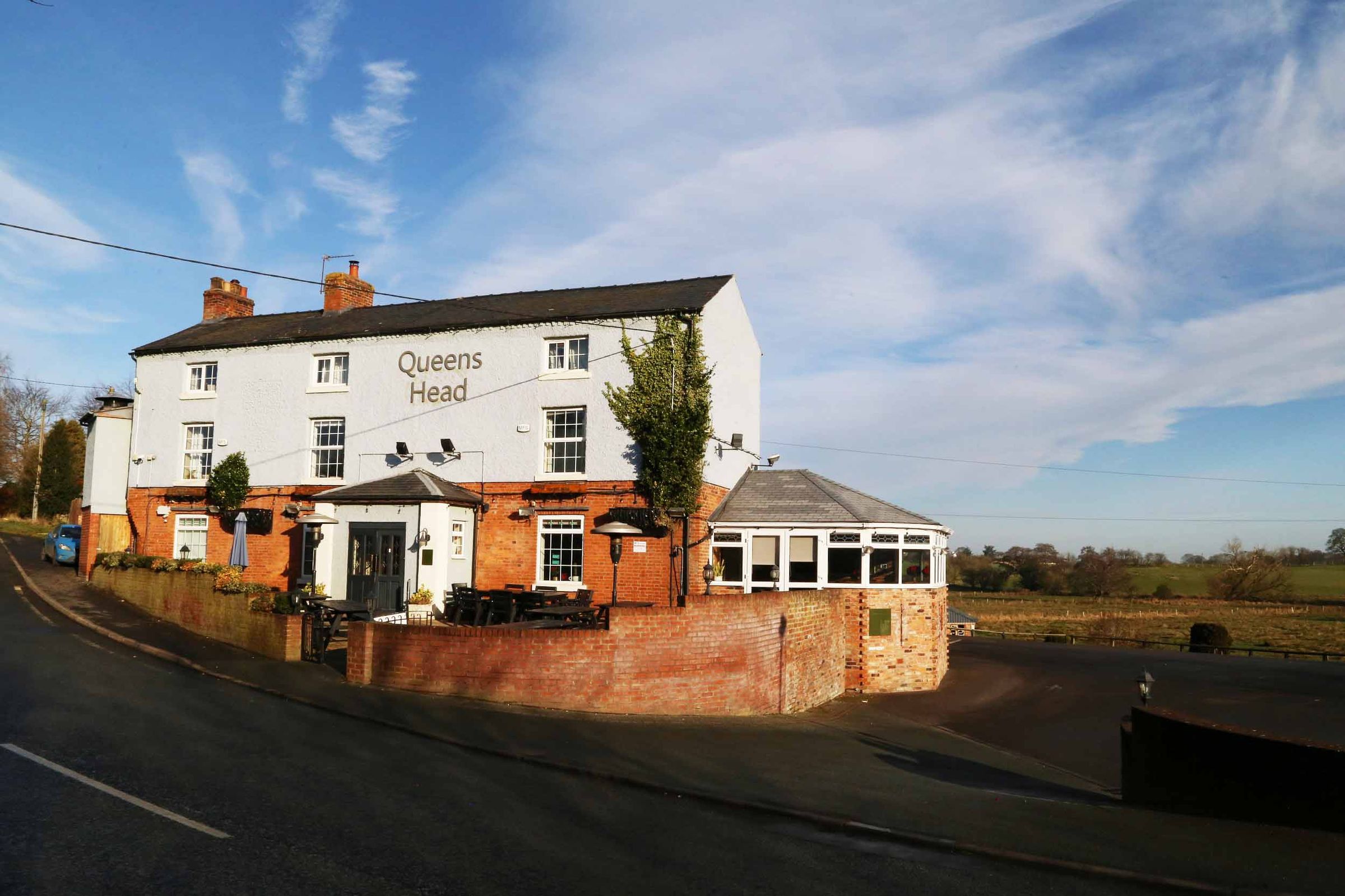 Pub/bar for sale in Queens Head, Oswestry SY11 Zoopla