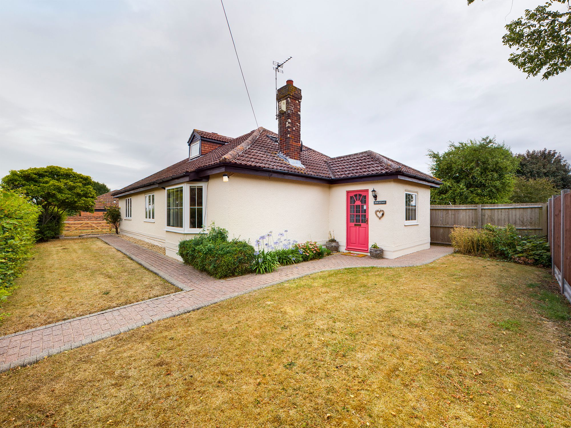 4 bed bungalow for sale in Long Street, Foston, Grantham NG32 Zoopla