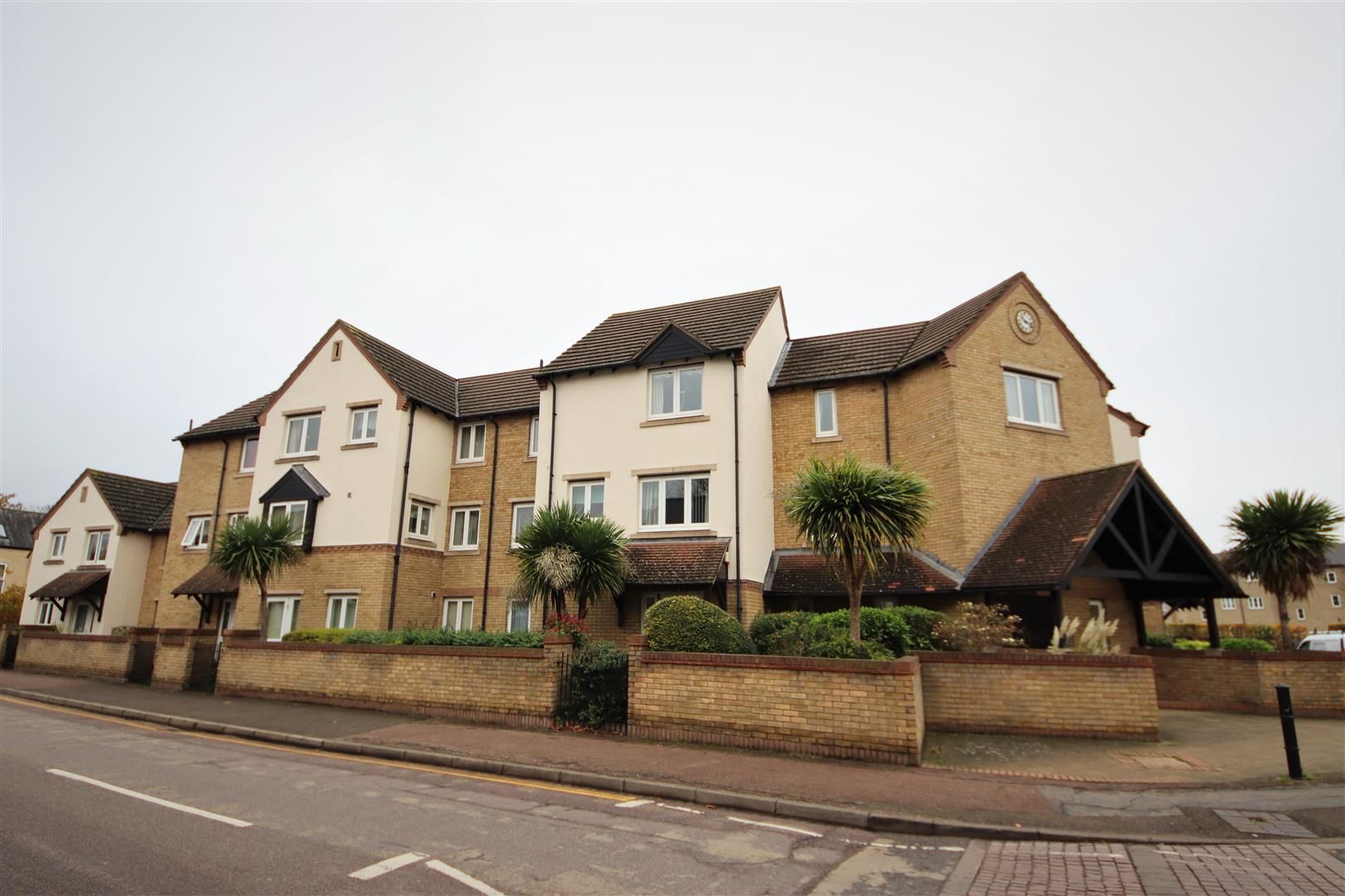 1 bed property for sale in Haig Court, Chesterton, Cambridge CB4 Zoopla