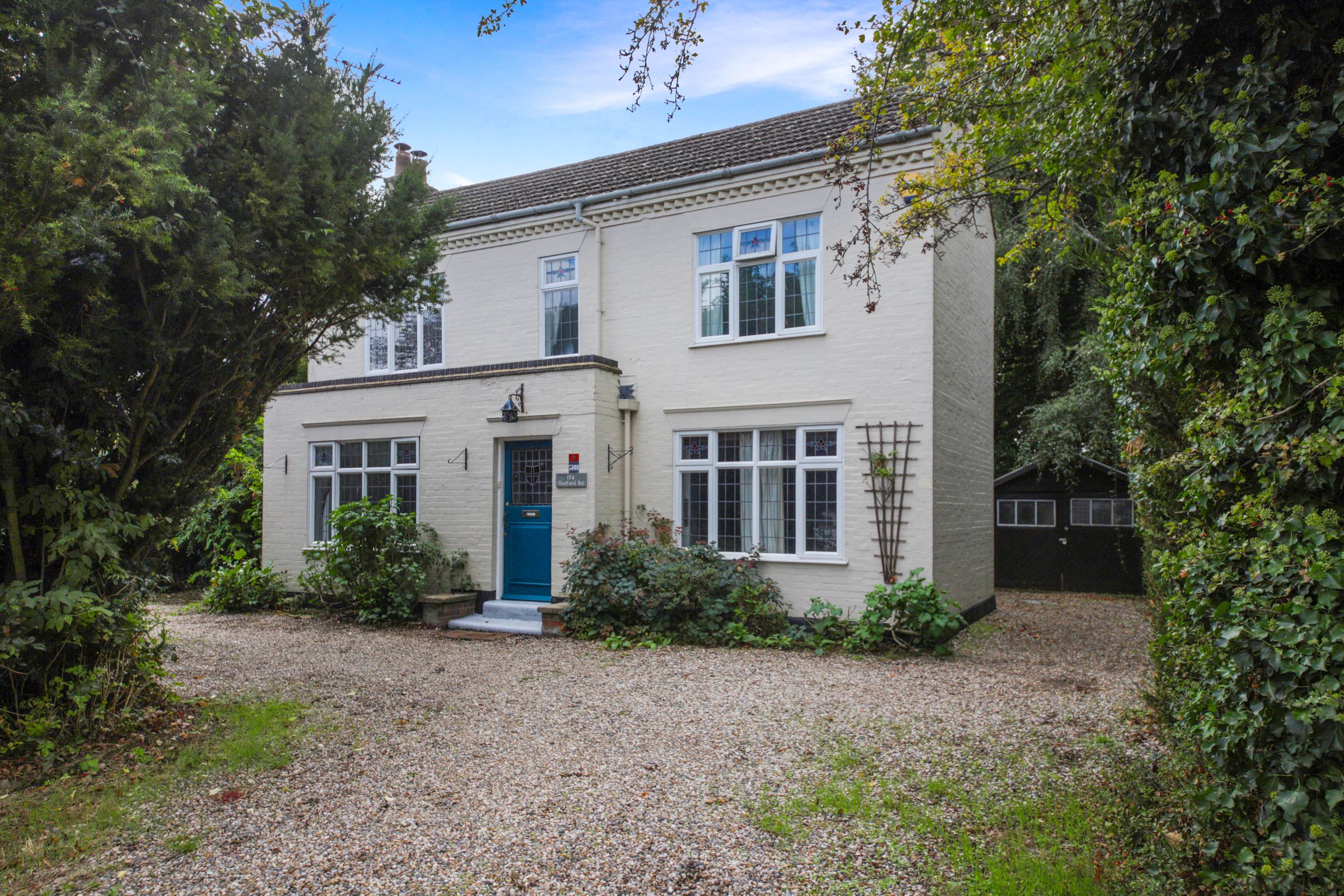 4 bed detached house to rent in Shelford Road, Trumpington, Cambridge