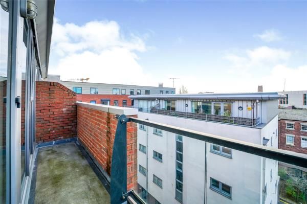 Apt 28, 35 Bridport Street, Liverpool L3  
