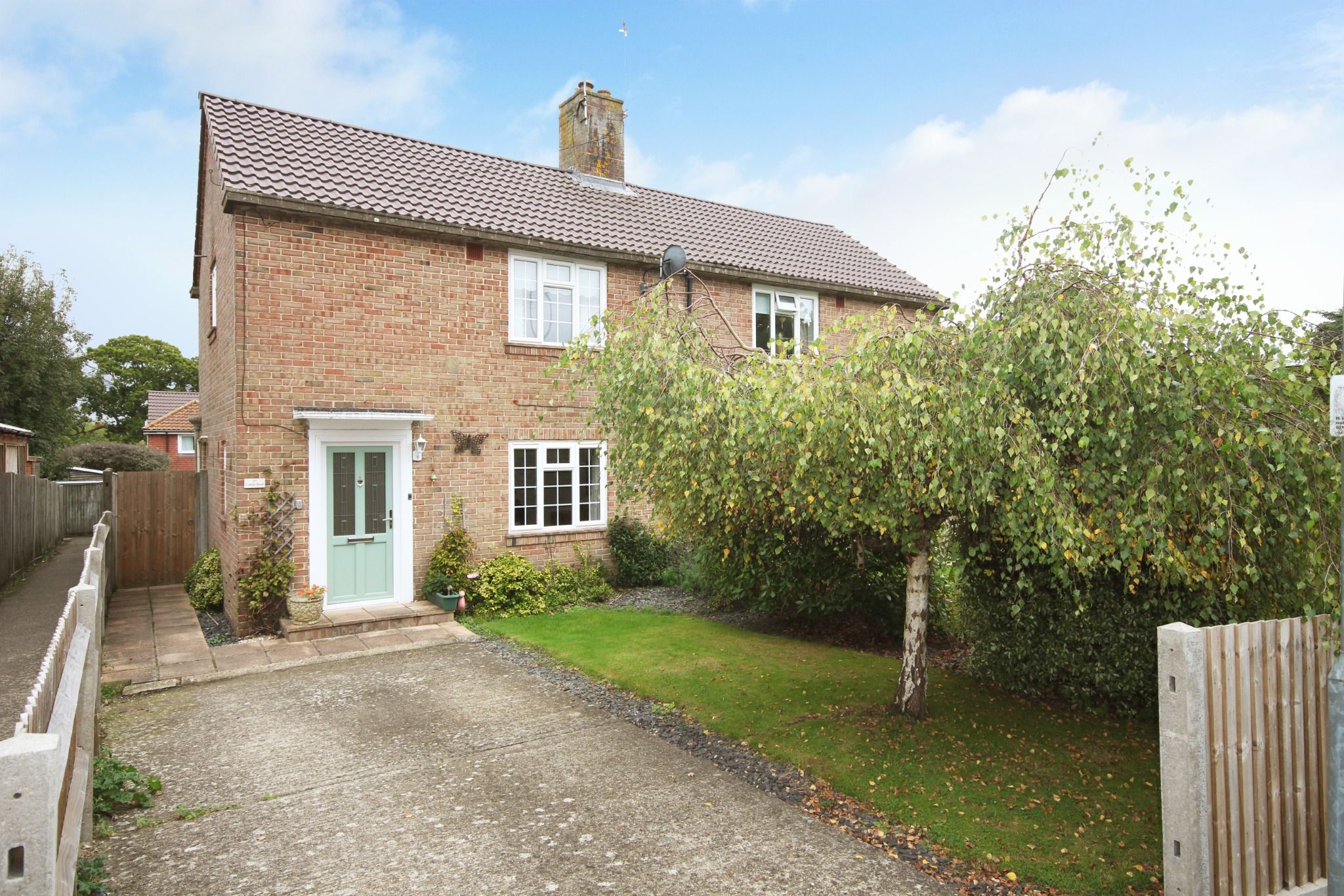 2 bed semidetached house for sale in College Road, Southwater, Horsham
