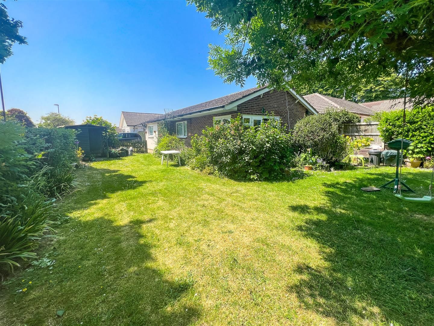 3 bed detached bungalow for sale in Milton Road, Cowplain