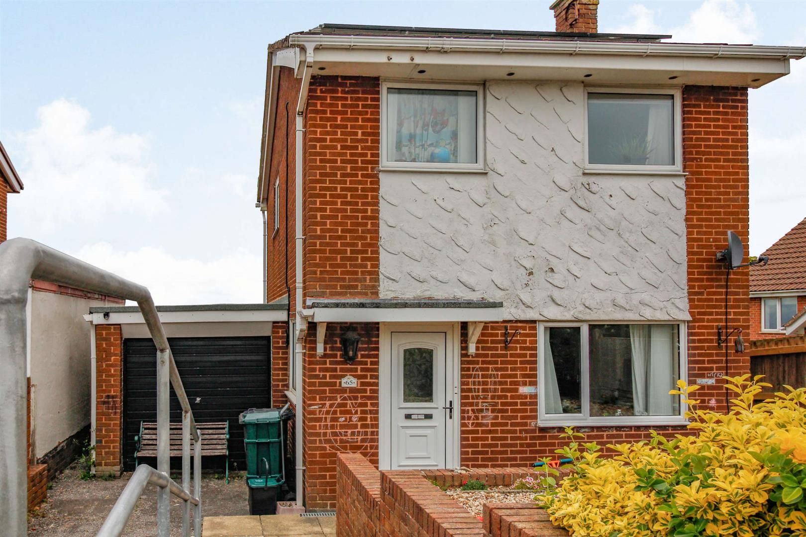3 bed detached house for sale in Cynfran Road, Llysfaen, Colwyn Bay
