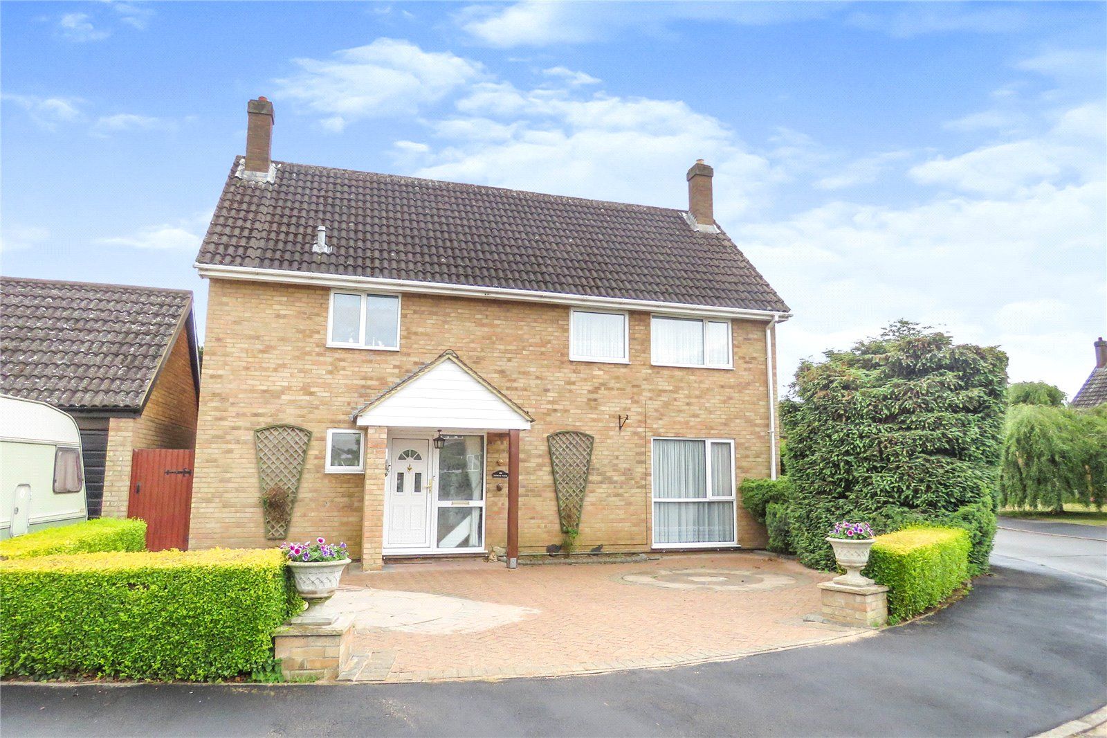 4 bed detached house for sale in Fairfield, Gamlingay, Sandy SG19 Zoopla