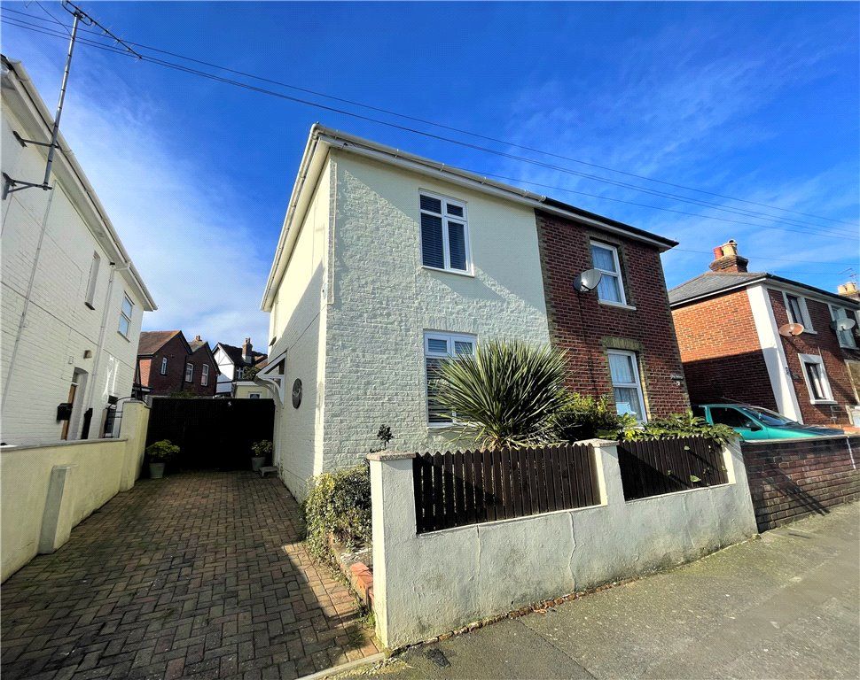 2 bed semidetached house for sale in Cross Street, Sandown PO36 Zoopla