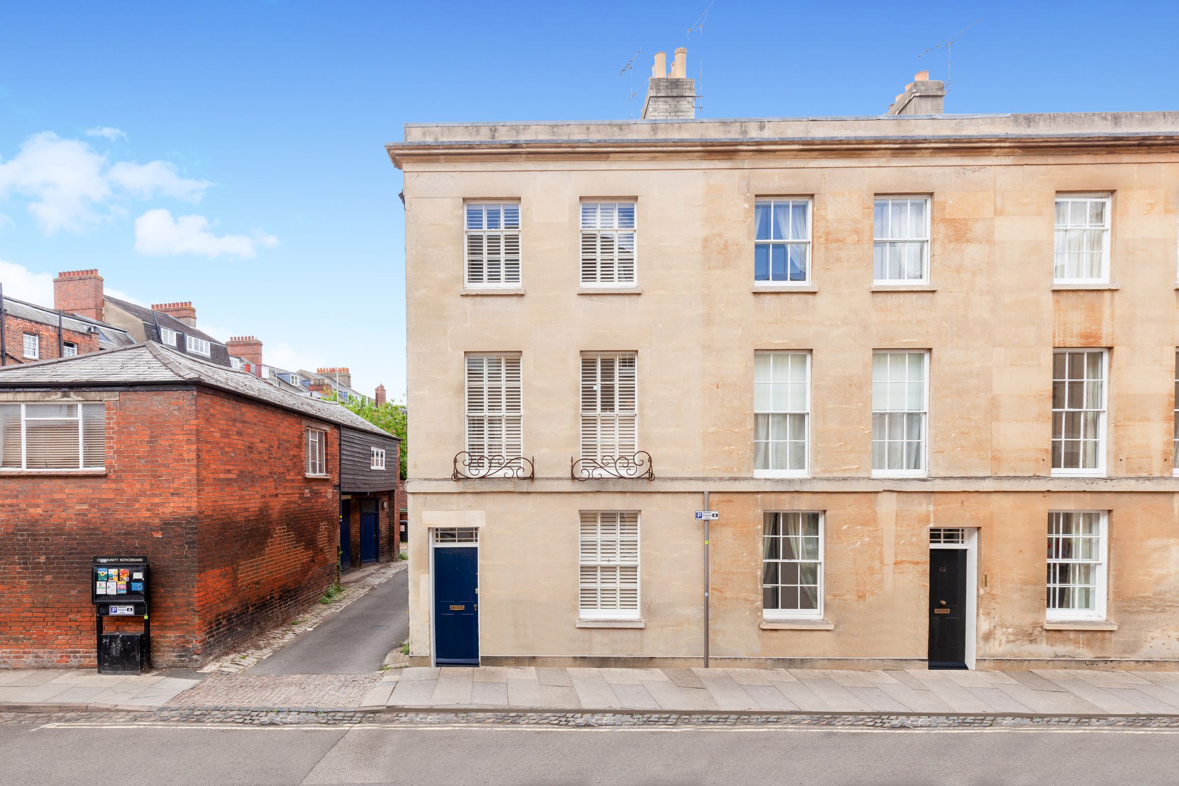 4 bed semidetached house for sale in St. John Street, Central Oxford