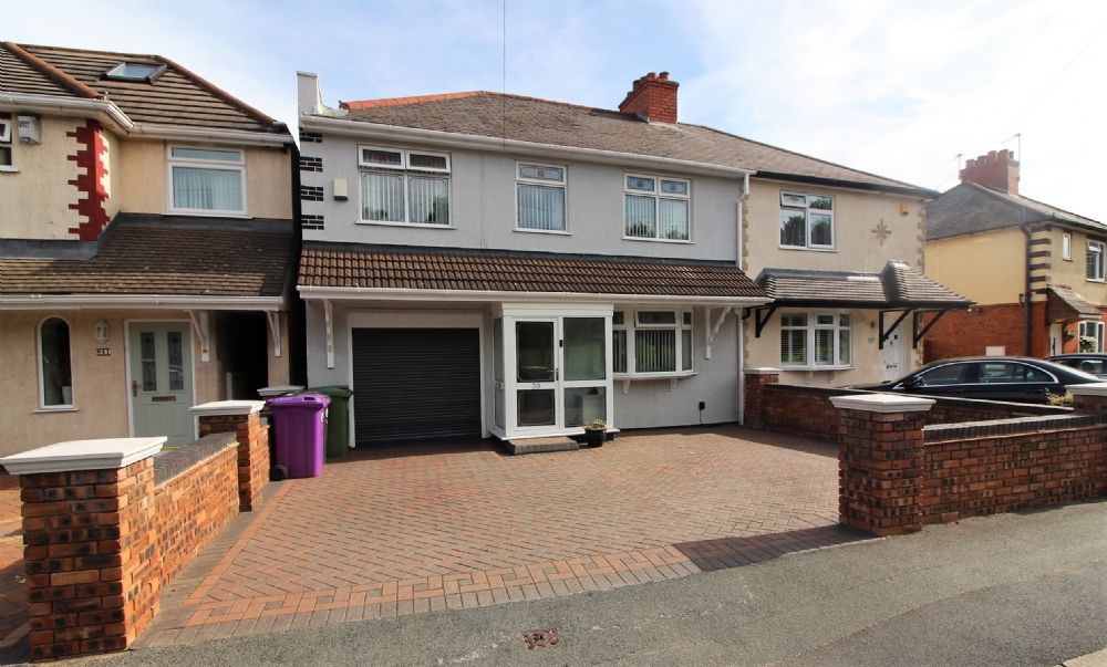 3 bed semidetached house for sale in Amos Lane, Wednesfield