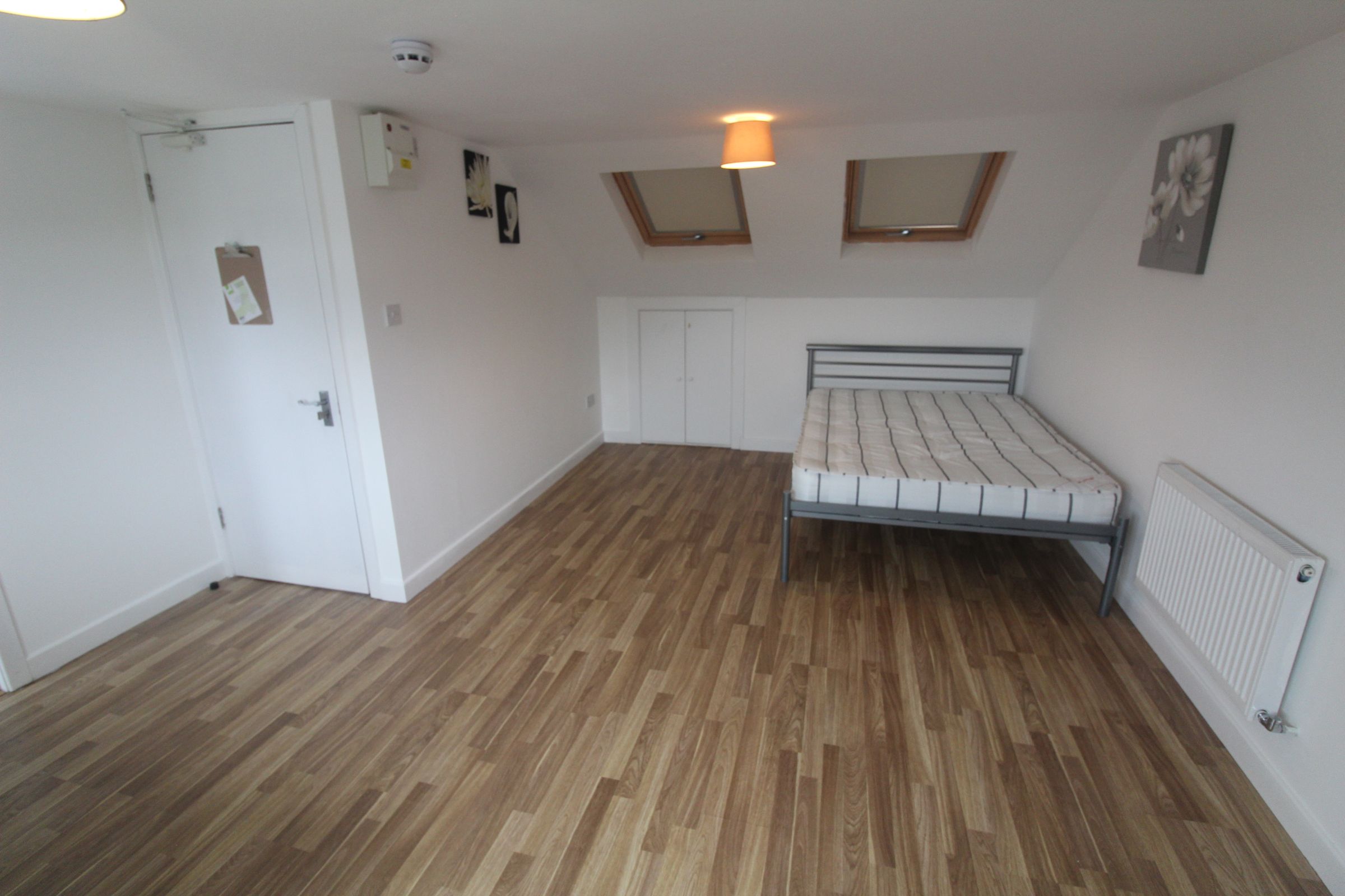 Studio to rent in Allandale Crescent, Potters Bar, Hertfordshire EN6