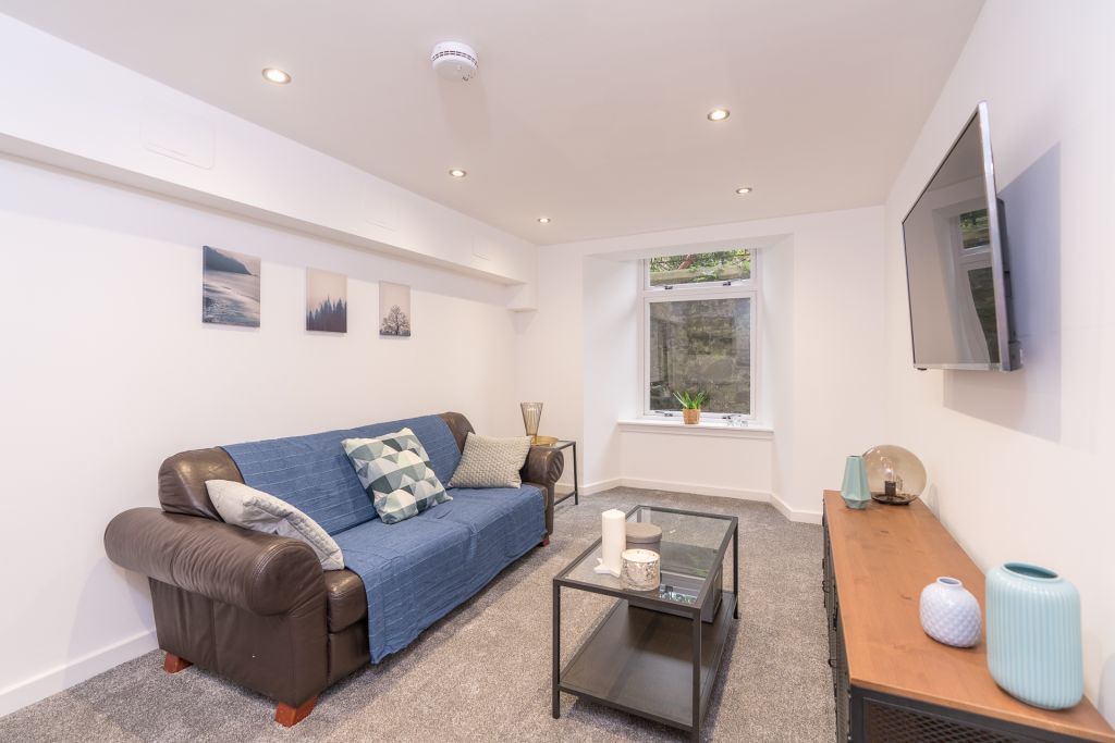 3 Bf Trinity Crescent, Trinity EH5