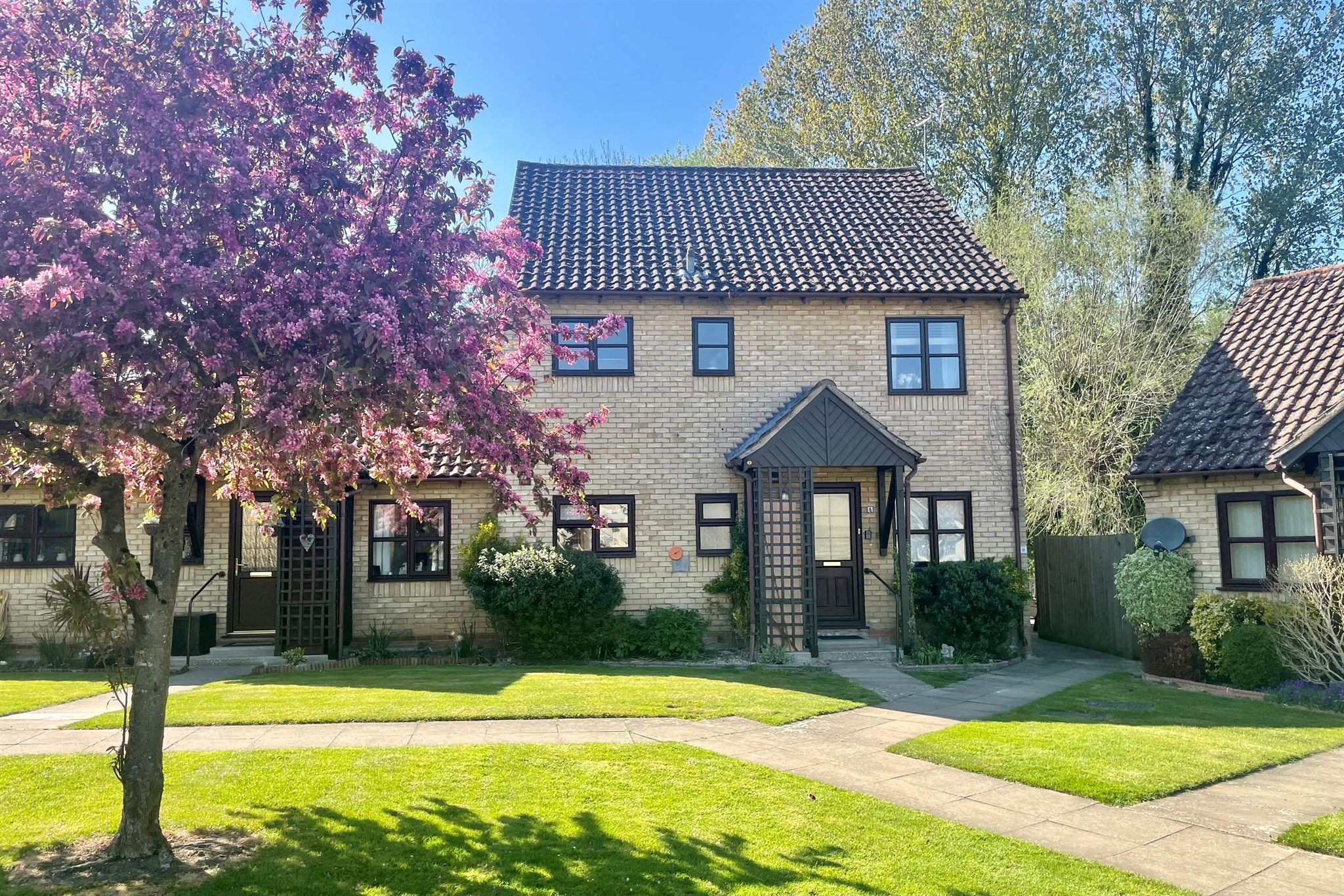 2 bed flat for sale in Ship Gardens, Mildenhall, Bury St. Edmunds IP28