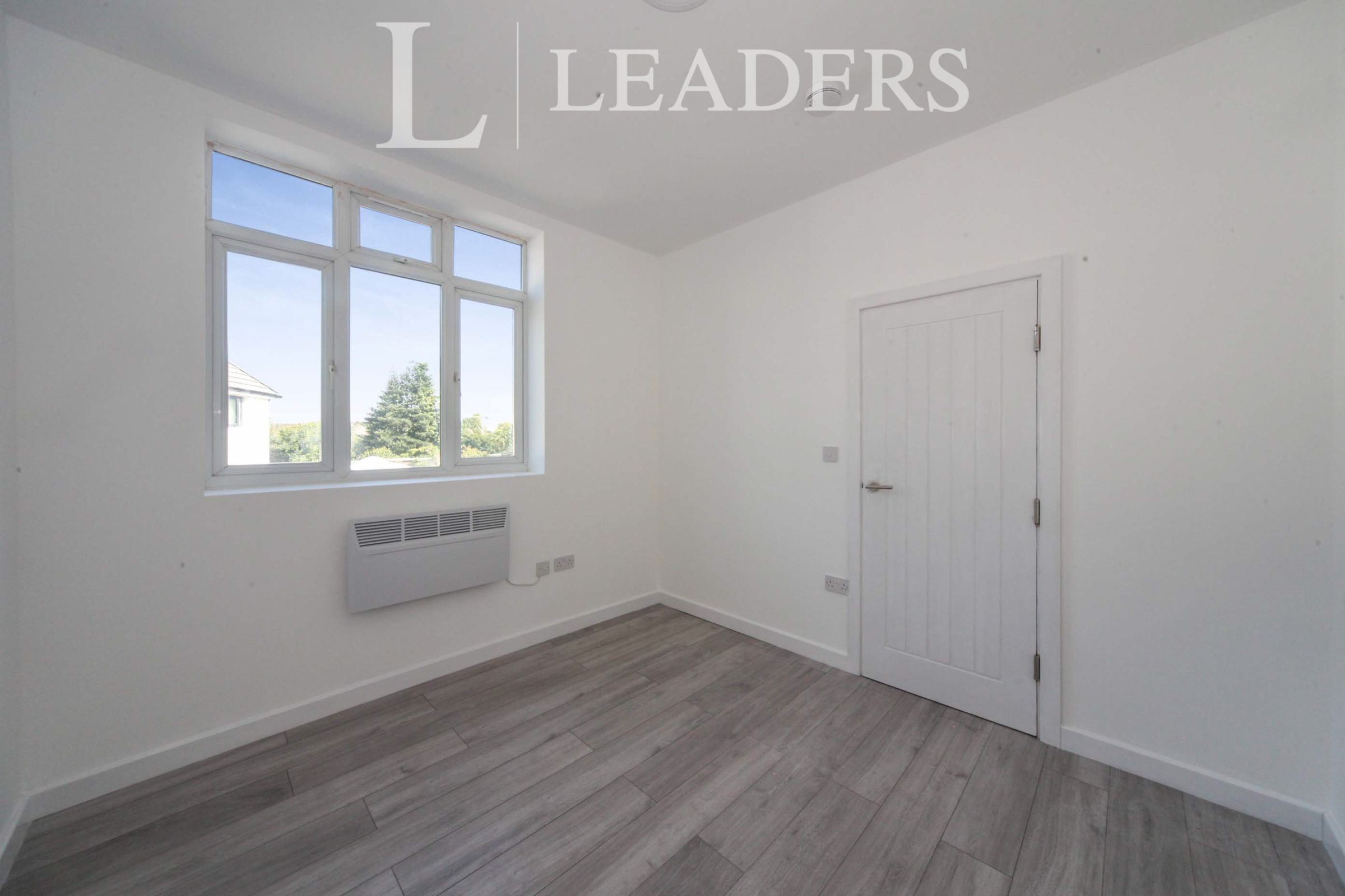 1 bed flat to rent in Houghton Parade, Dunstable LU6 Zoopla