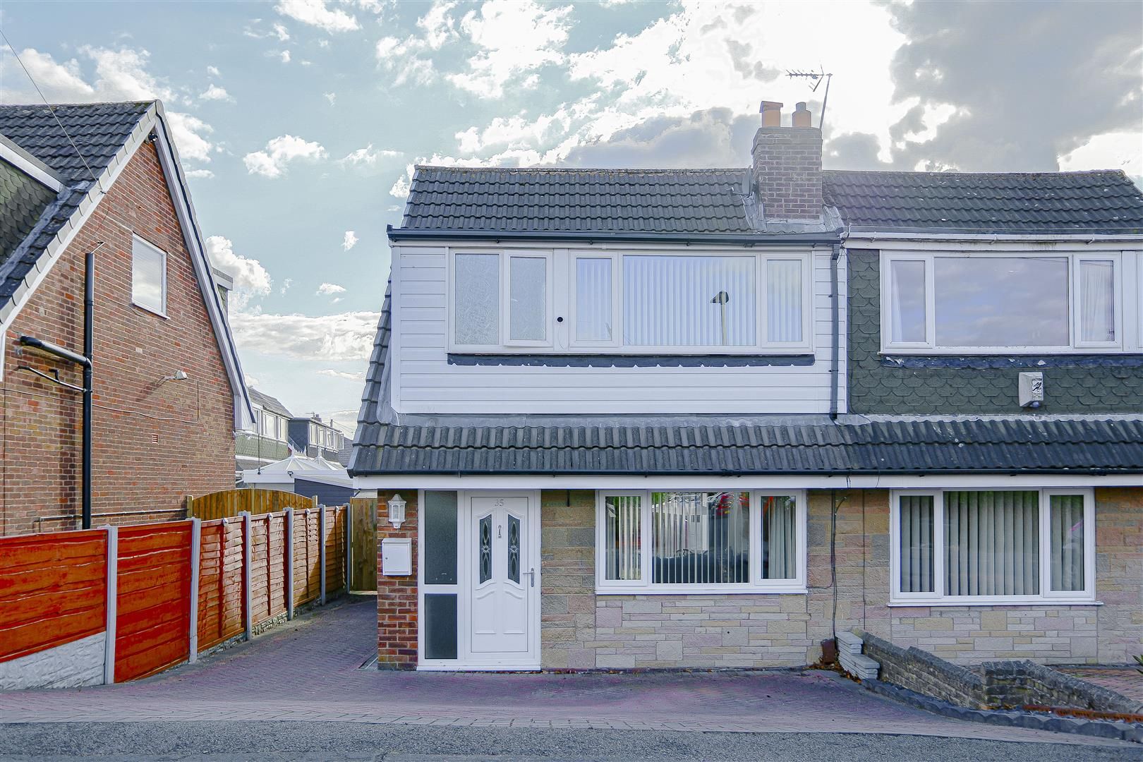 3 bed semidetached house for sale in Beechwood Drive, Blackburn BB2