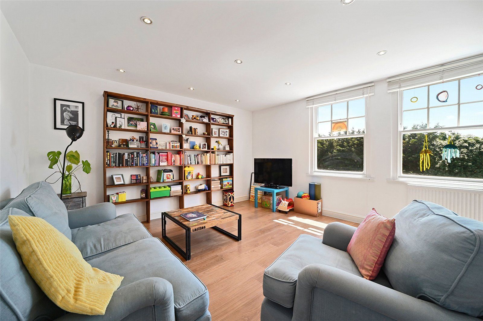 Stepney Causeway, London E1