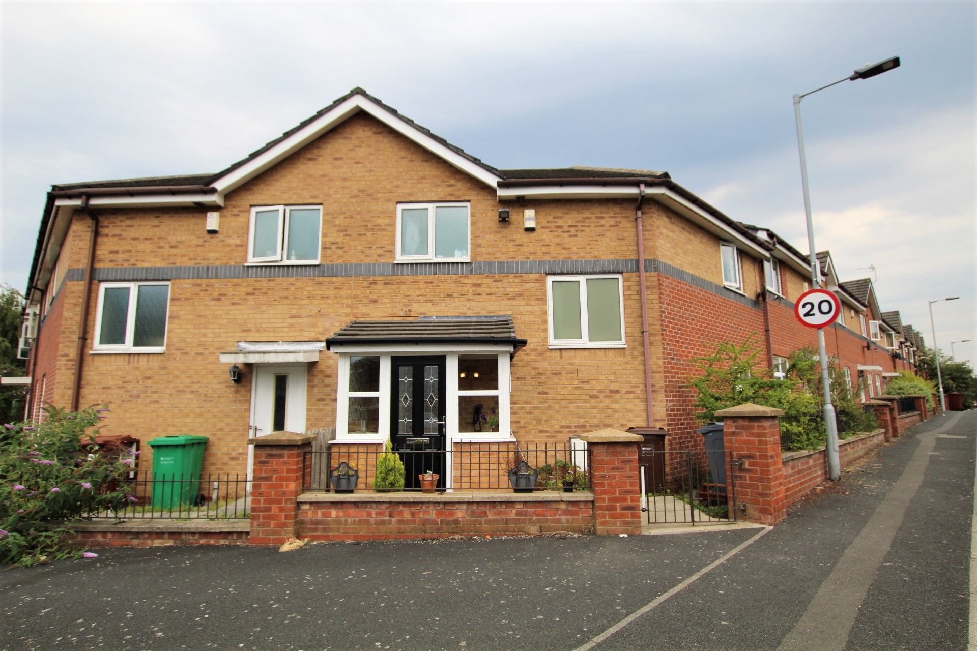 3 bed terraced house for sale in Marple Street, Manchester M15 Zoopla