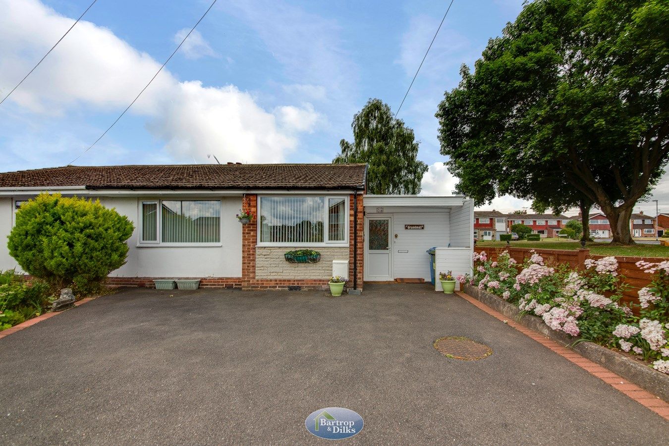 2 bed semidetached bungalow for sale in Windsor Road, CarltonIn