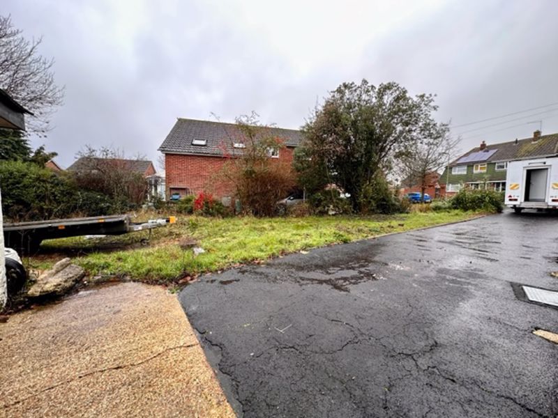 Land for sale in Sutton Road, Cowplain, Waterlooville PO8 Zoopla