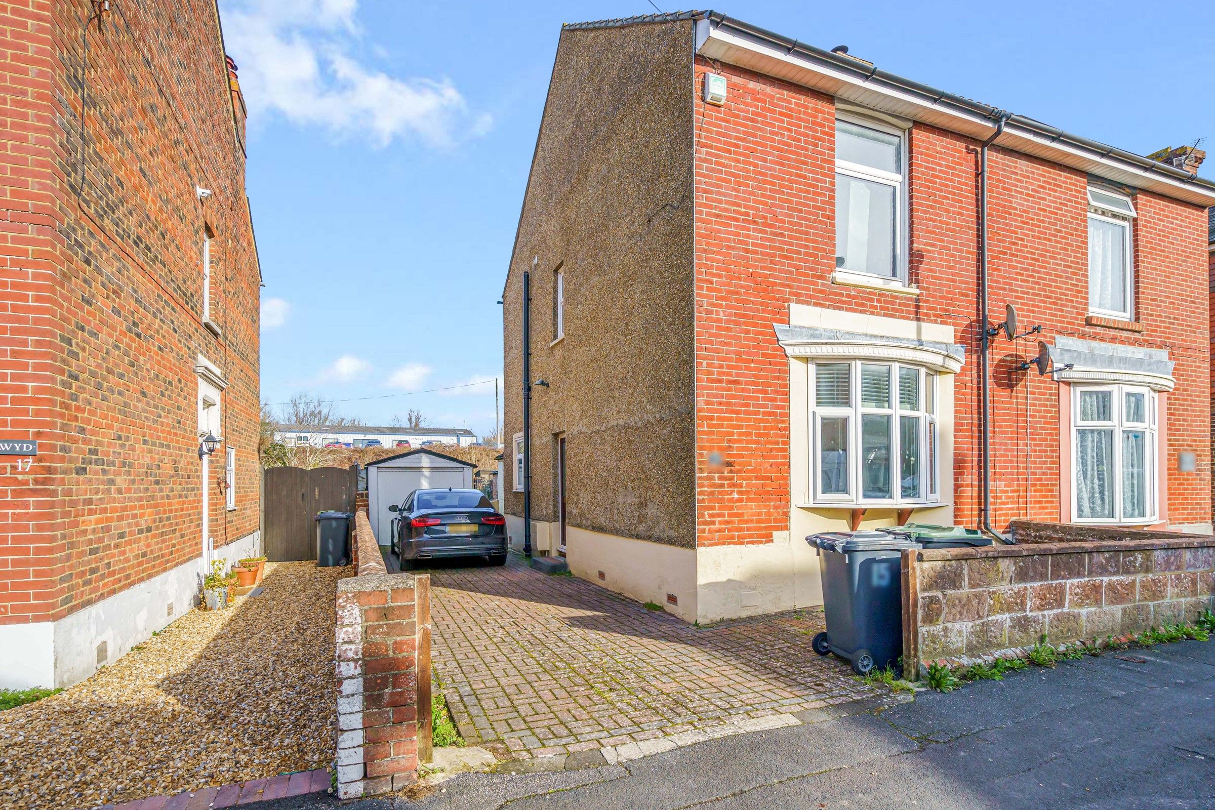 3 bed semidetached house to rent in Victoria Road, Emsworth PO10 Zoopla