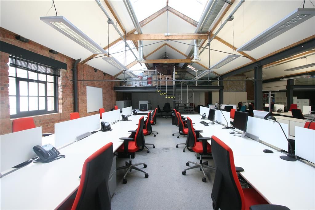 Commercial property to let in Daisy Business Park, 1935 Sylvan Grove