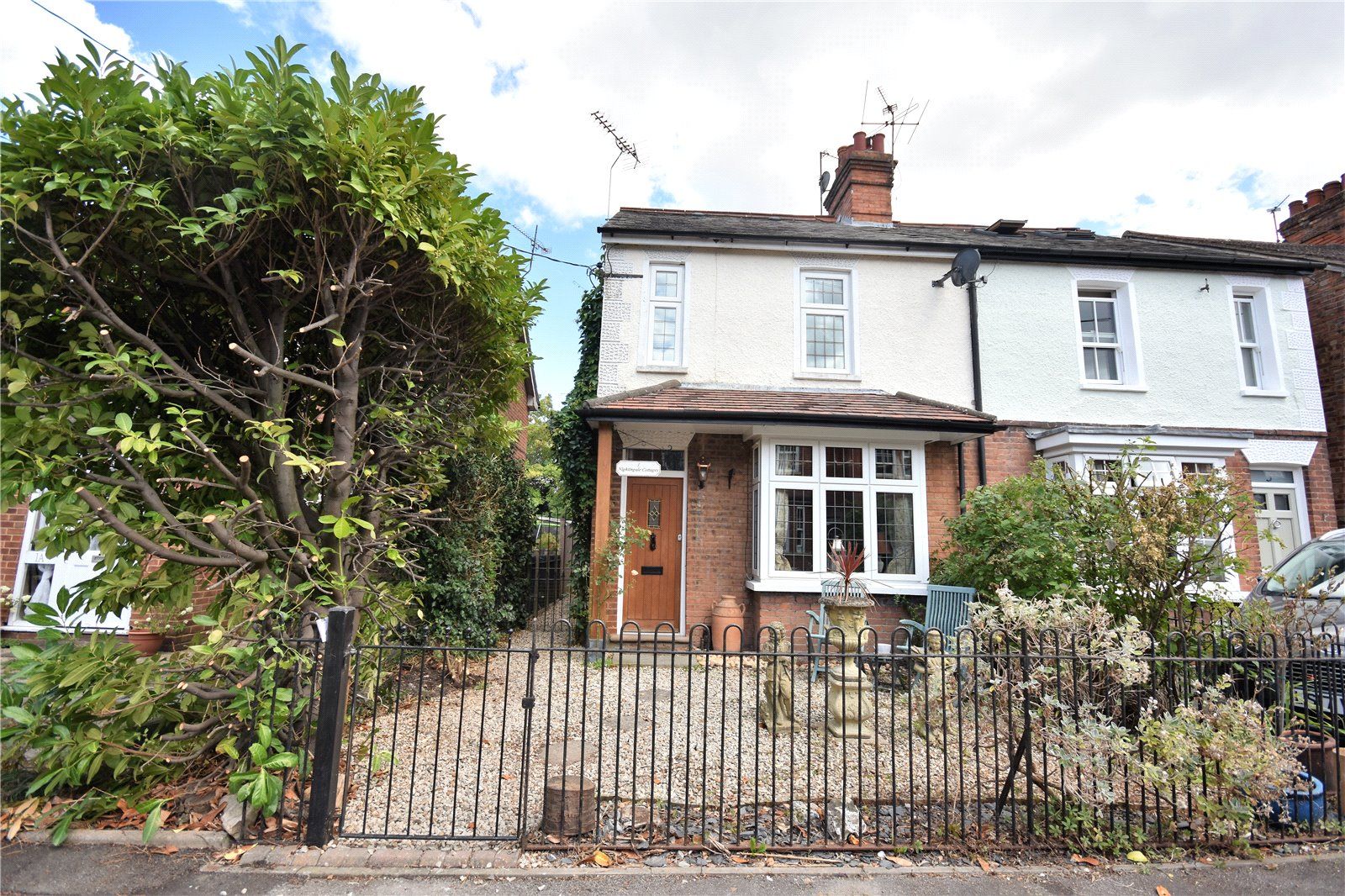3 bed end terrace house to rent in Nightingale Road, Wendover
