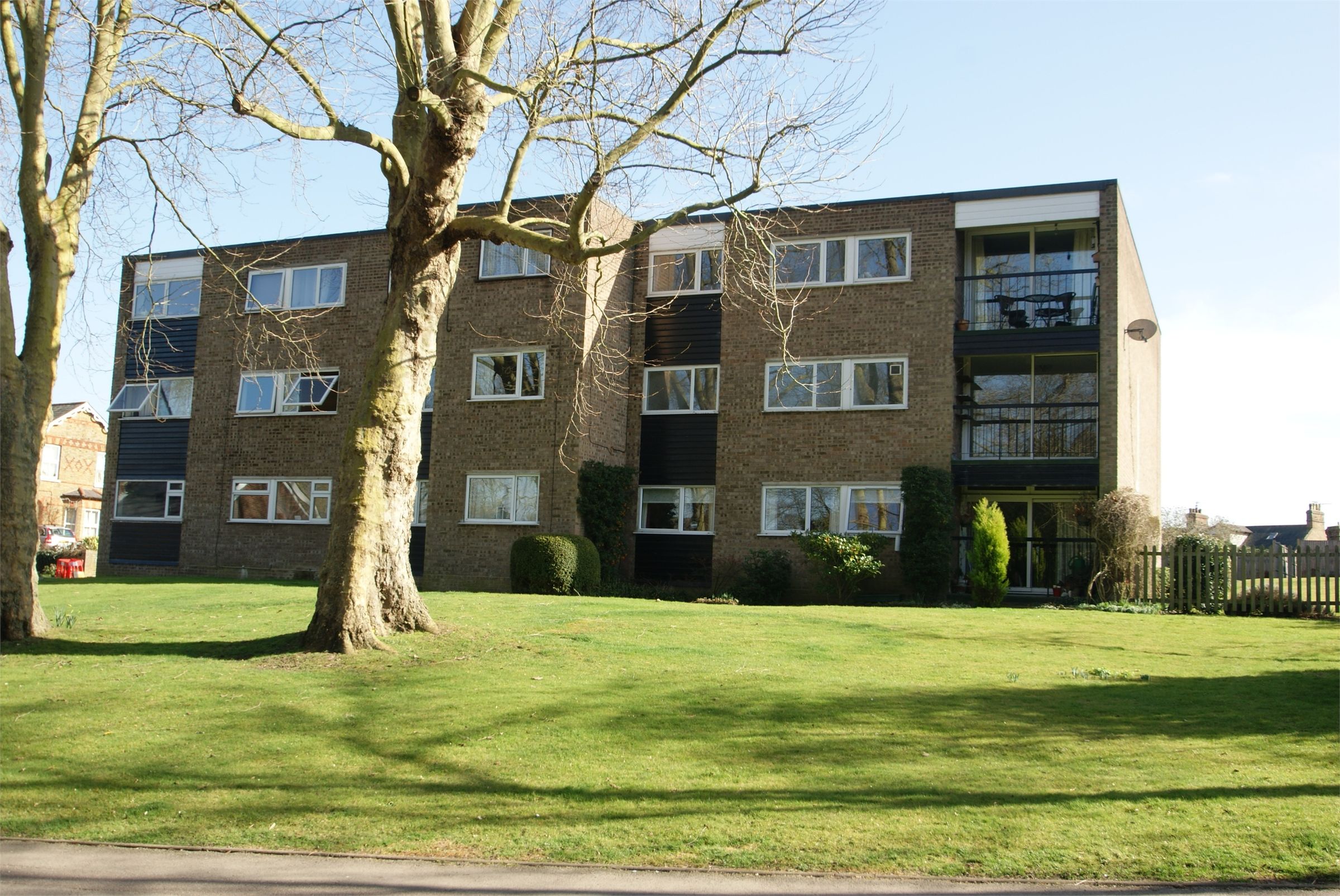 2 bed flat for sale in Priory Court, Apton Road, Stortford