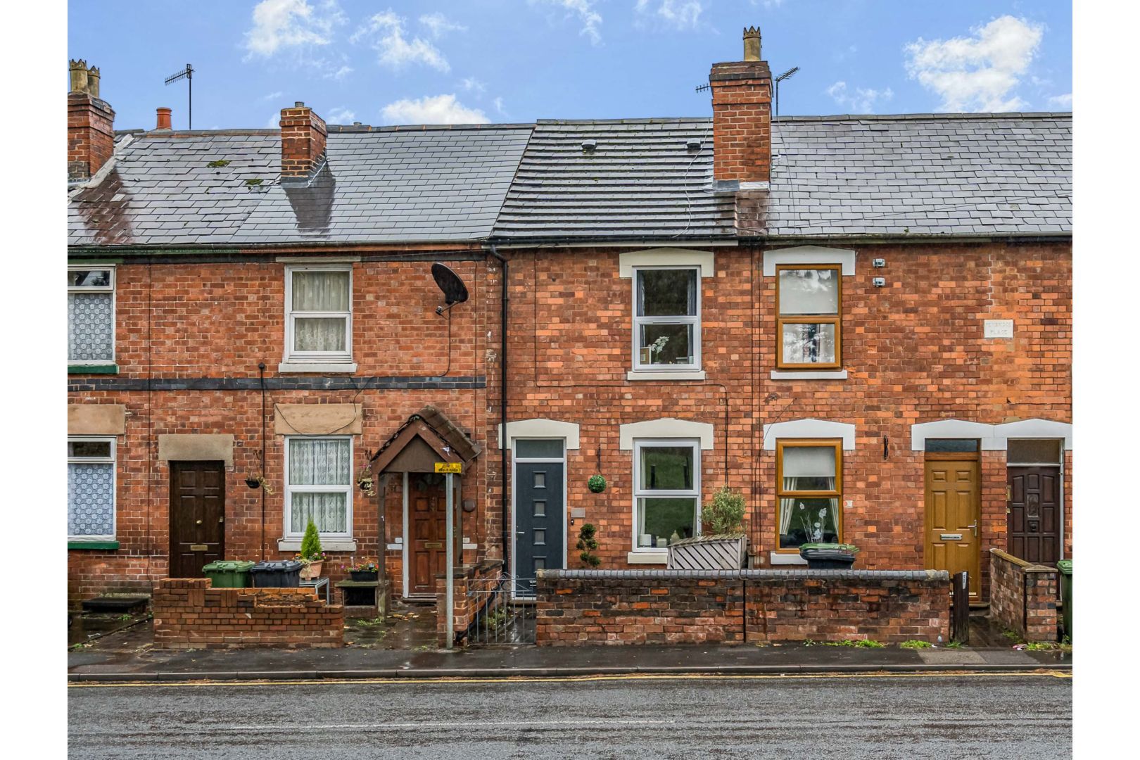 2 bed terraced house for sale in Sutton Road, Kidderminster DY11 Zoopla