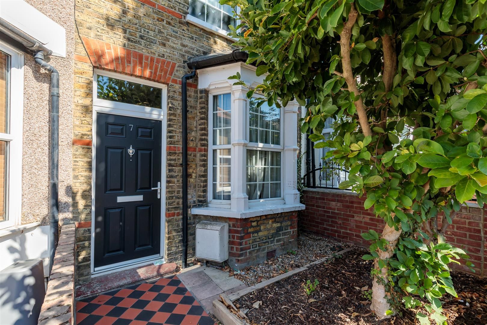 2 bed property for sale in Mansfield Road, London E17 Zoopla