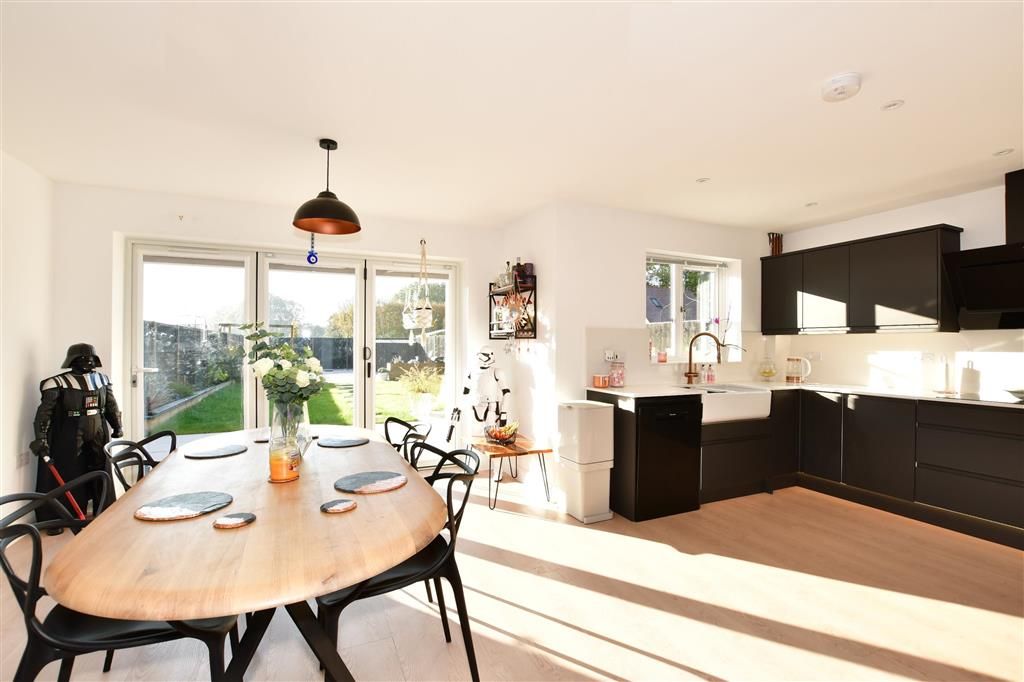 4 bed detached house for sale in Woodchurch Road, Ashford, Kent TN26