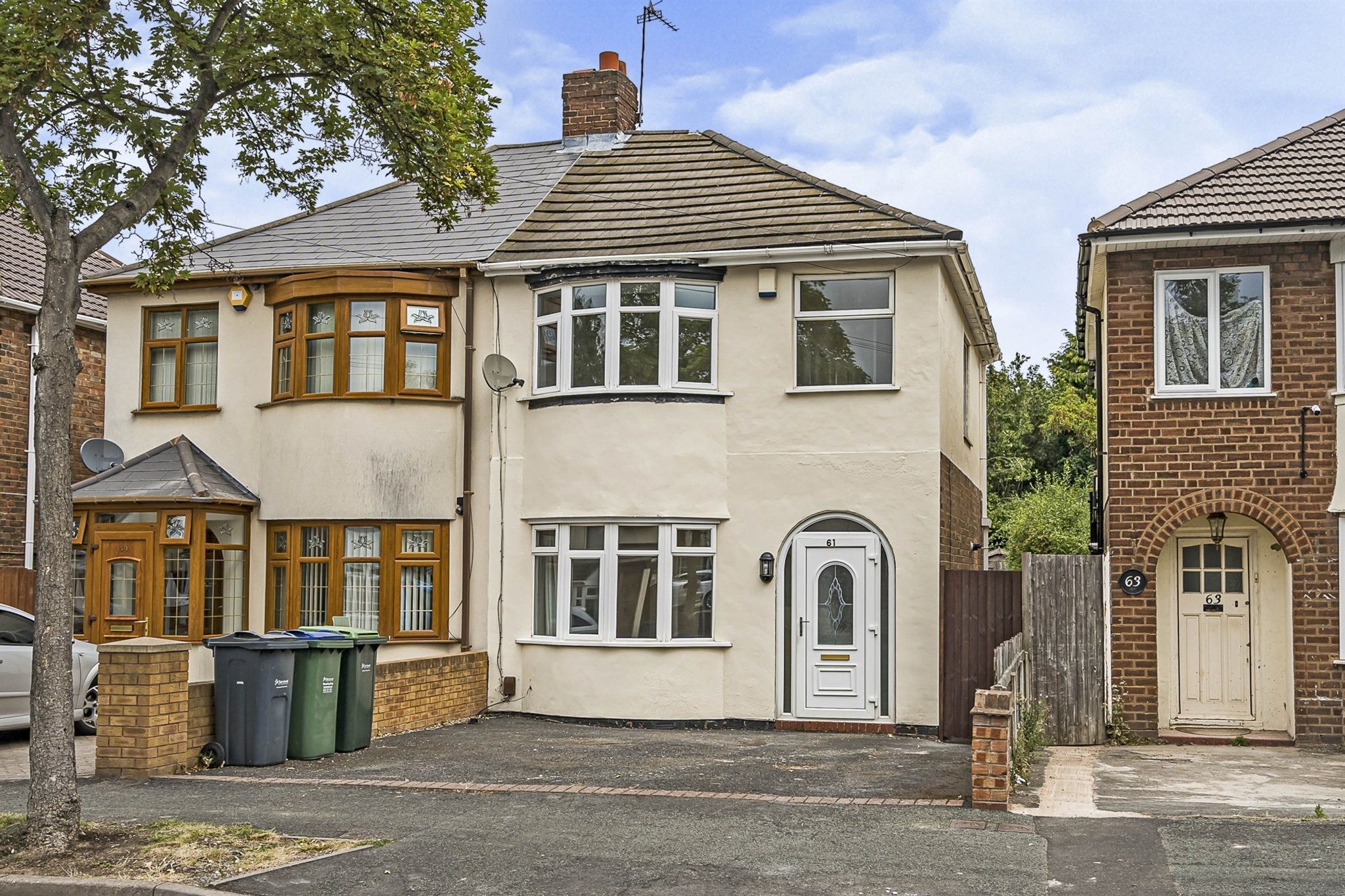 3 bed semidetached house for sale in Davis Avenue, Tipton DY4 Zoopla