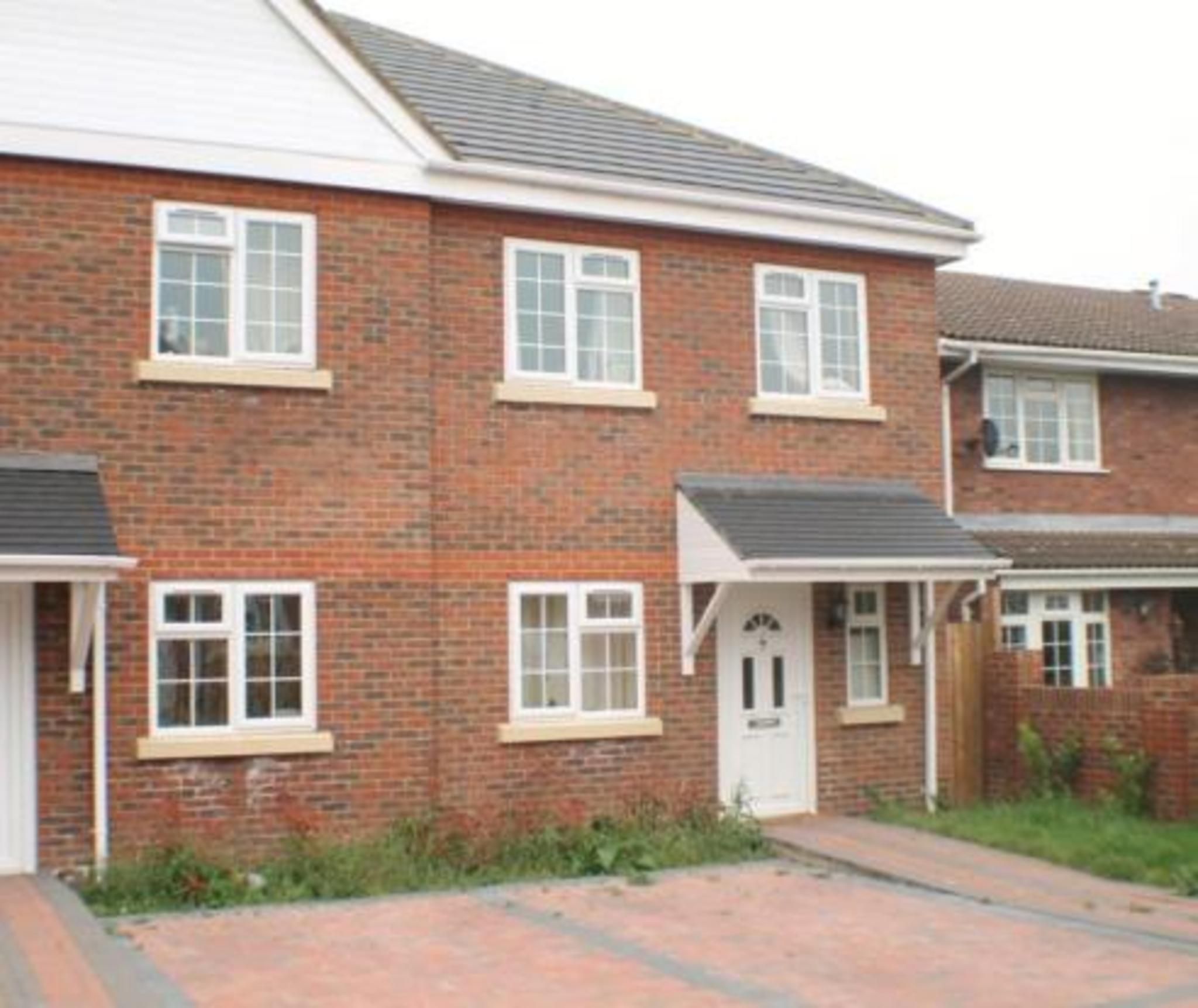 Canham Gardens, Hounslow TW4  