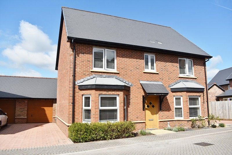 4 bed detached house for sale in Clos Ray Powell, Pencoed, Bridgend