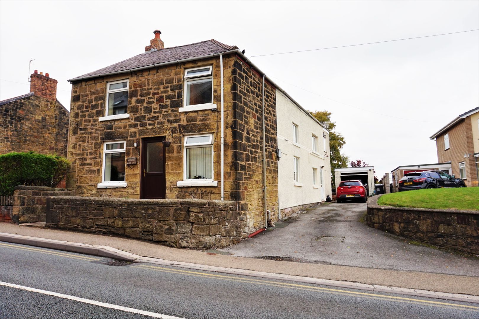 5 bed detached house for sale in Heol Maelor, Coedpoeth LL11 Zoopla