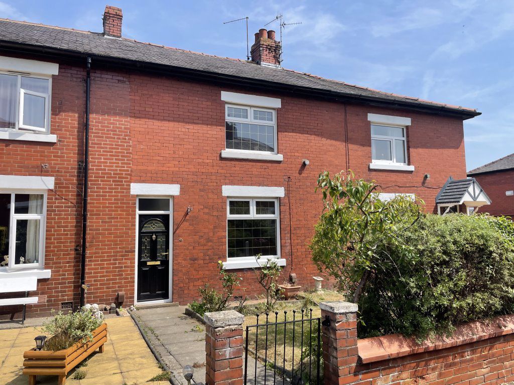 3 bed to rent in Ribble Avenue, Great Harwood, Blackburn BB6