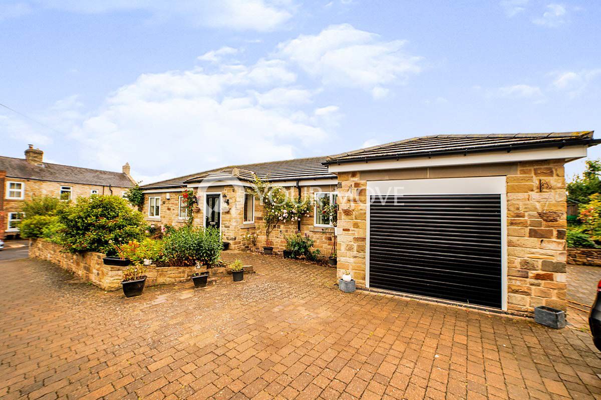 3 bed bungalow for sale in Rockwood Hill Road, Greenside, Ryton, Tyne