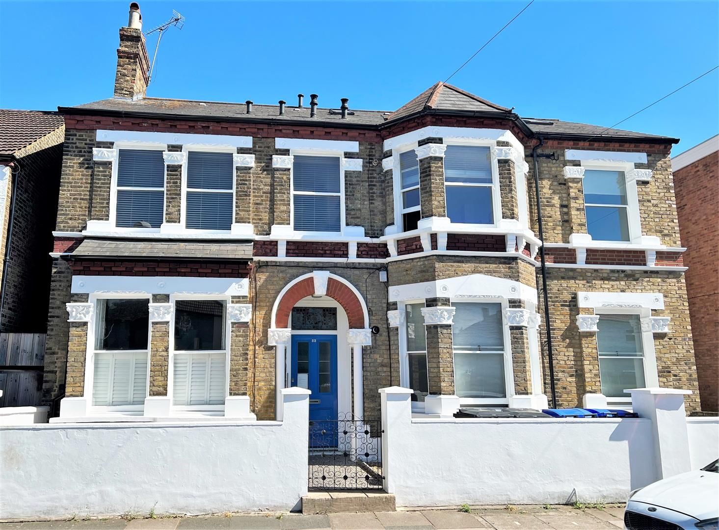 2 bed flat for sale in Devonshire Road, Colliers Wood, London SW19 Zoopla