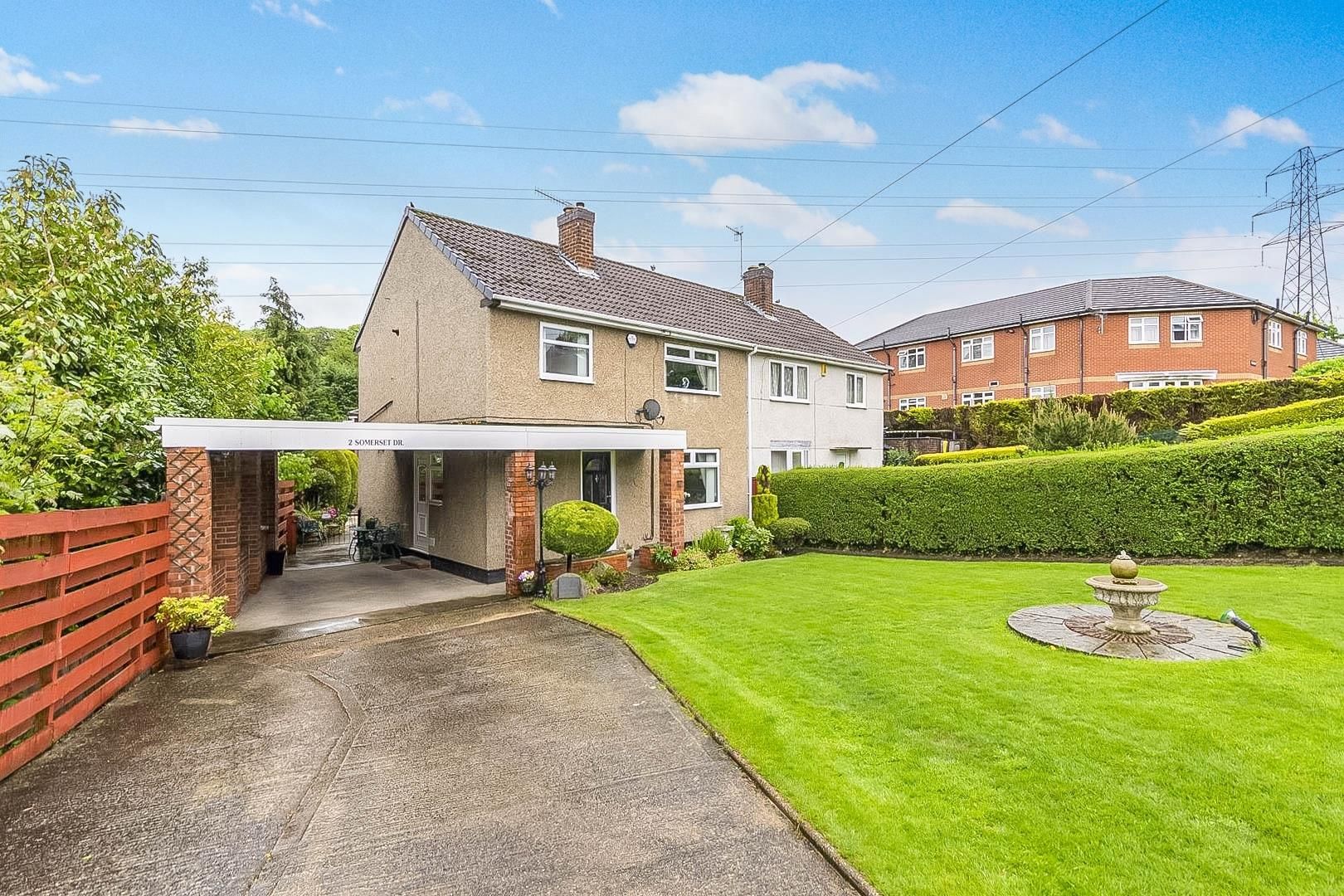 3 bed semidetached house for sale in Somerset Drive, Brimington