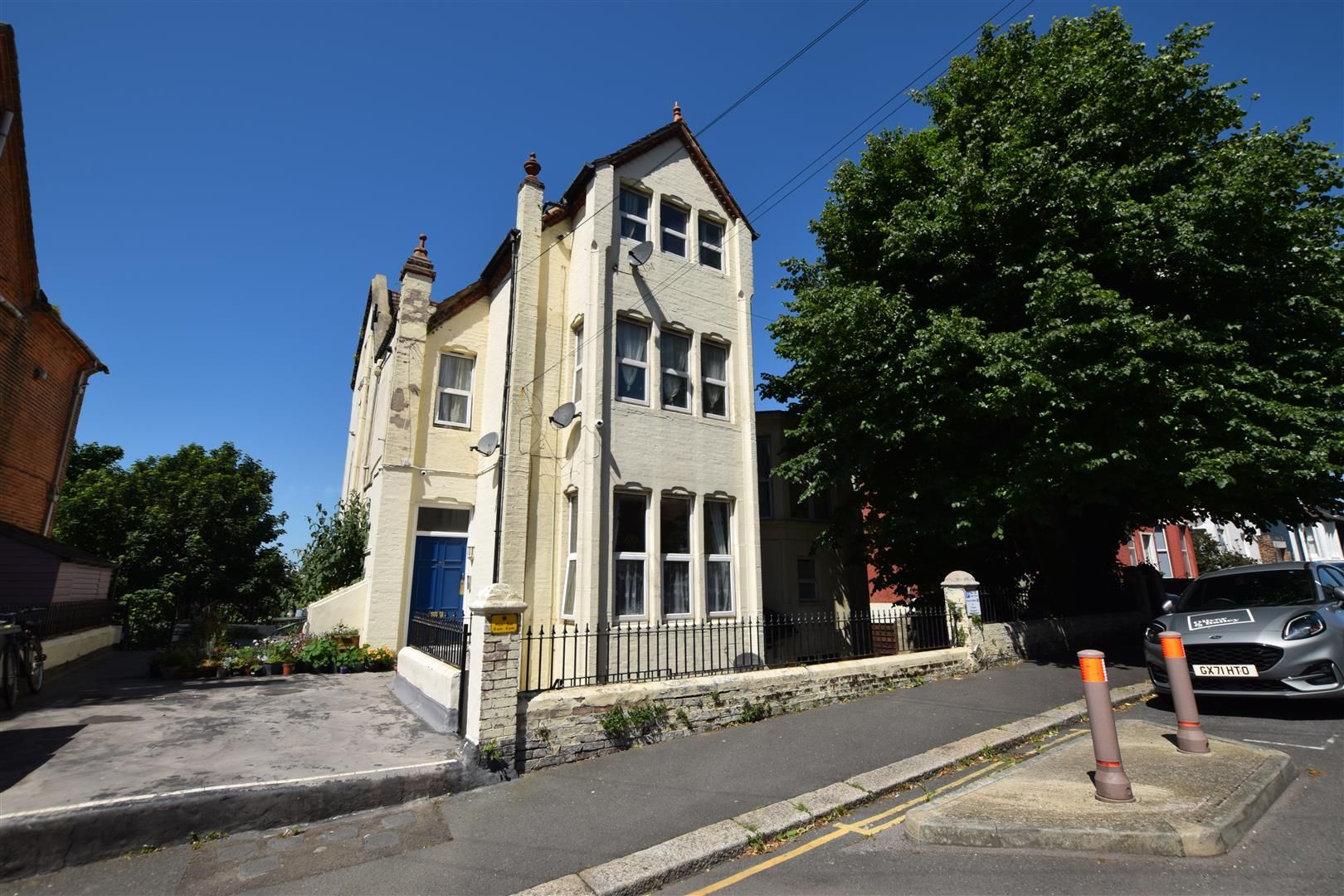 Studio to rent in Milward Road, Hastings TN34 Zoopla