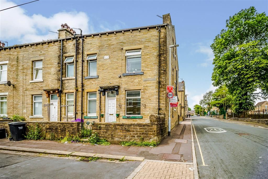 2 bed end terrace house for sale in Ramsgate Street, Halifax HX1 Zoopla