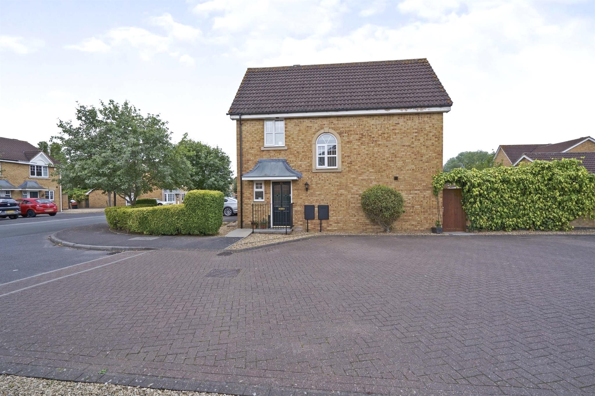 3 bed end terrace house for sale in Shipley Drive, Swindon SN25 Zoopla