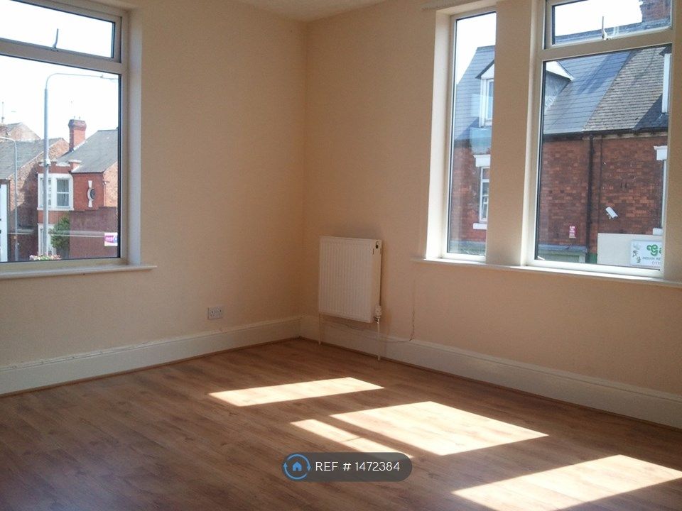 3 bed flat to rent in Derby Road, Stapleford, Nottingham NG9 Zoopla