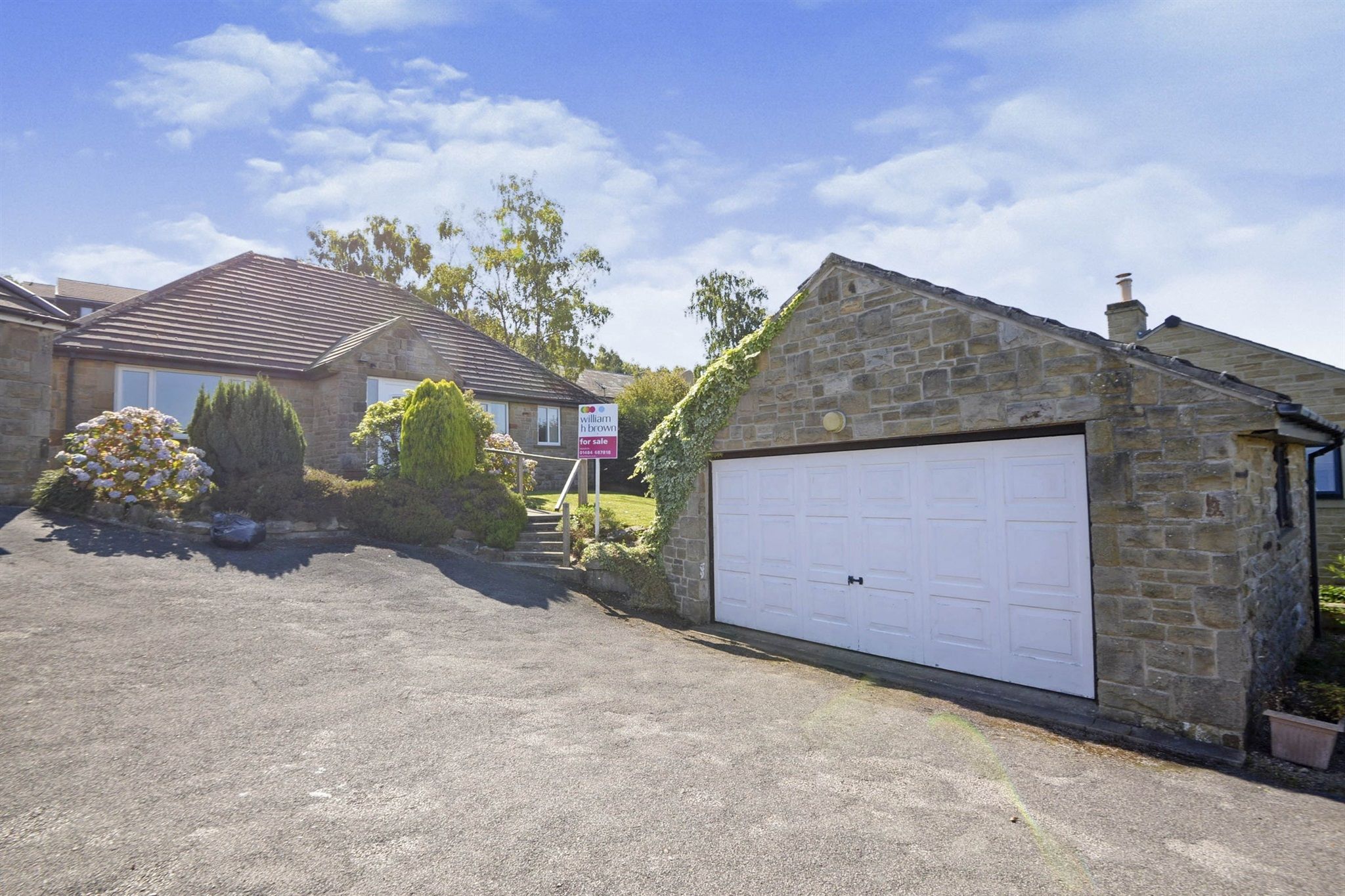 3 bed detached house for sale in Town End Road, Holmfirth HD9 Zoopla