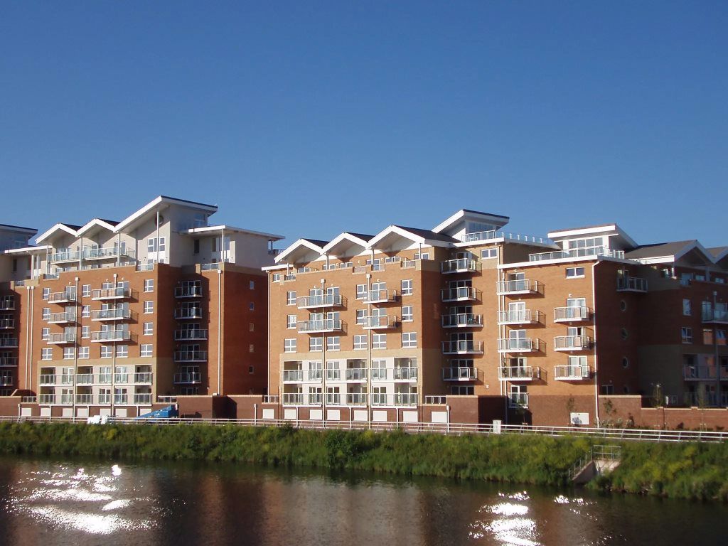 2 bed flat to rent in Paris House, Century Wharf, Cardiff Bay CF10 Zoopla