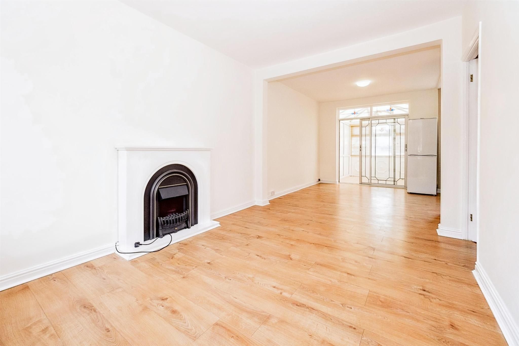 3 bed end terrace house for sale in Wentworth Way, Rainham RM13 Zoopla
