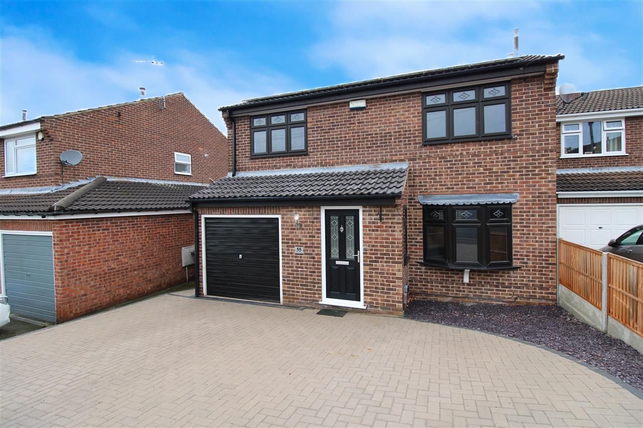 4 bed detached house to rent in Brunel Avenue, Newthorpe, Nottingham