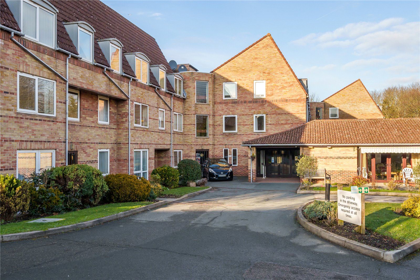 2 bed flat for sale in Homewillow Close, Grange Park, London N21 Zoopla