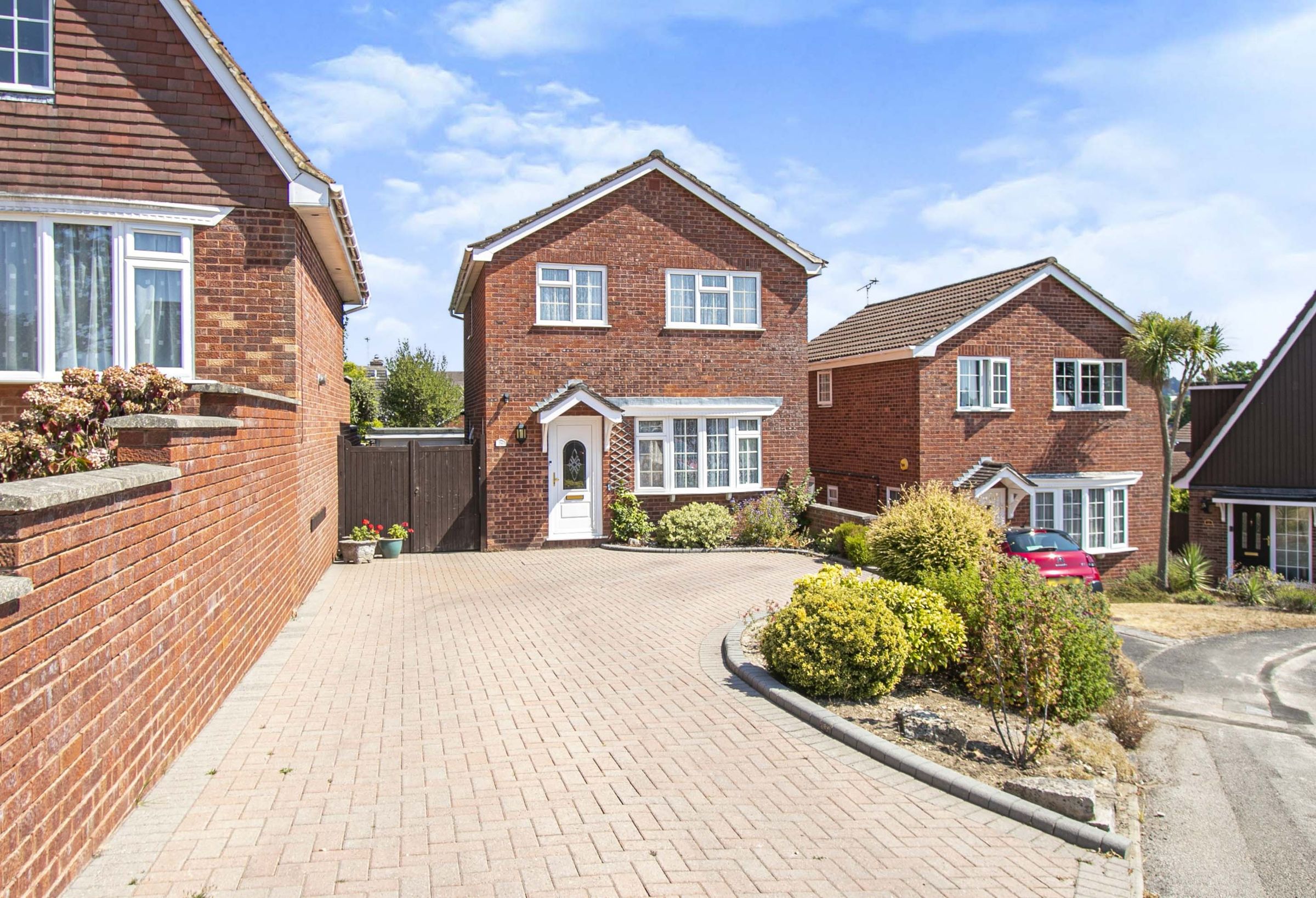 3 bed detached house for sale in Hawkchurch Gardens, Canford Heath