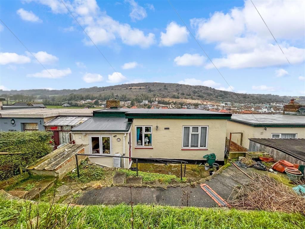3 bed semidetached bungalow for sale in Mount Road, Dover, Kent CT17