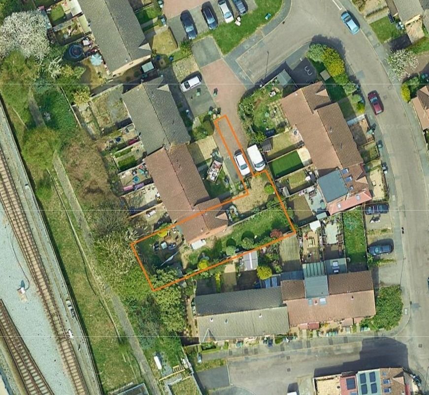 3 bed end terrace house for sale in Tarragon Close, London SE14 Zoopla